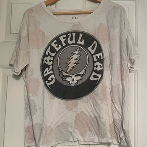 Urban Outfitters Grateful Dead Graphic Tee - Cream and Gray